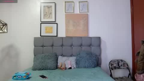 _naomi_s online show from May 2026 01:16:02 PM