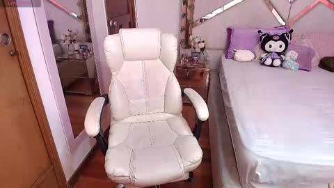 Snapshot of _natashaa19 chatting on October 2025 06:50:02 PM Natasha Rodriguez independent model online show from October 2025 06:50:02 PM