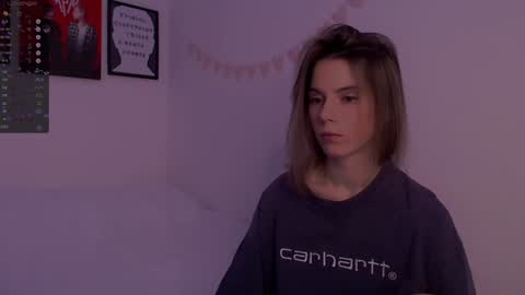 Snapshot of _ni_kiss chatting on December 2024 12:56:02 AM Nika online show from December 2024 12:56:02 AM