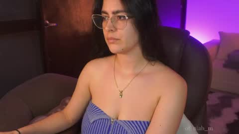 NiniHelp me by giving my show a thumbs up online show from May 2026 11:55:02 PM