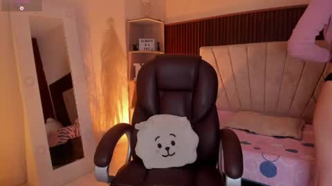 Niah  You can call me Ni or cutie haha online show from March 2026 08:46:02 PM