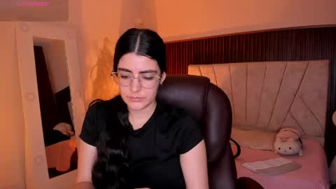 Niah  You can call me Ni or cutie haha online show from April 2026 09:26:02 PM