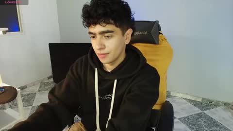 Nicolas online show from September 2025 11:27:02 PM