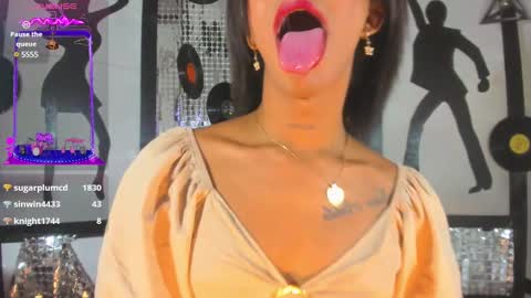 Nicky  Please help me with your thumbs up its importan online show from December 2024 10:06:02 AM