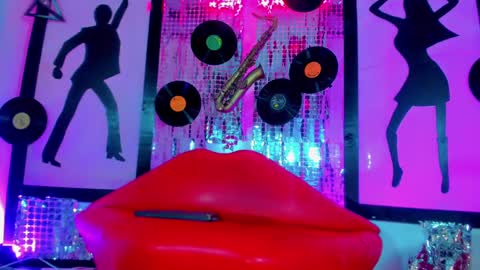 Nicky  Please help me with your thumbs up its importan online show from December 2024 08:04:01 PM