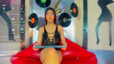 Nicky  Please help me with your thumbs up its importan online show from February 2025 10:31:01 PM