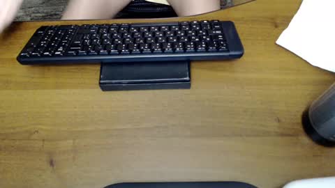 Donella    online show from February 2025 05:18:02 PM