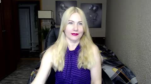 Donella    online show from February 2025 05:36:01 PM