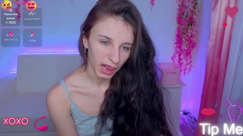 Nika online show from February 2025 10:15:01 AM