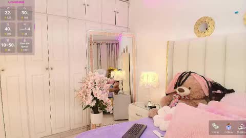  ninafox online show from May 2026 08:26:02 PM