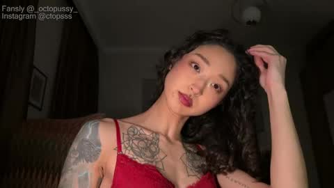 Mikayla online show from April 2026 10:45:01 PM