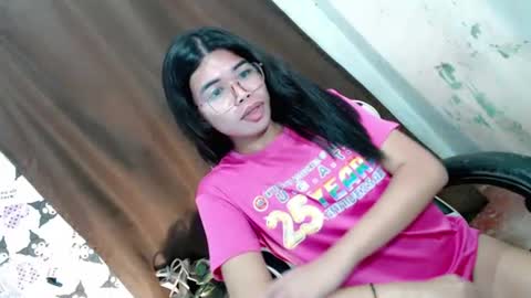 Snapshot of _odette22 chatting on June 2026 05:05:01 PM _odette22 online show from June 2026 05:05:01 PM