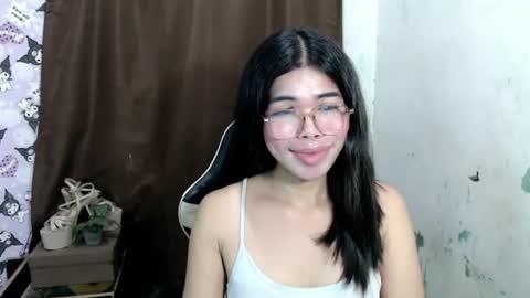 Snapshot of _odette22 chatting on June 2026 05:54:01 AM _odette22 online show from June 2026 05:54:01 AM