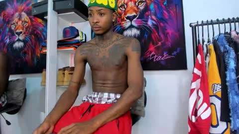 Kevin  online show from October 2025 10:54:02 PM