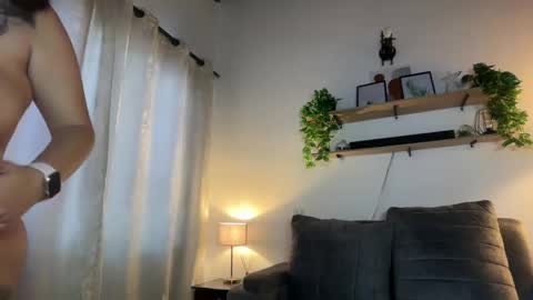 _paulah2 online show from May 2026 09:02:02 PM