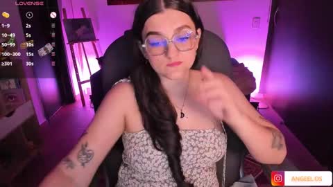 violeta ig  online show from January 2025 01:43:01 AM