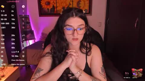 Snapshot of _peach__ chatting on November 2025 03:39:02 AM violeta ig online show from November 2025 03:39:02 AM