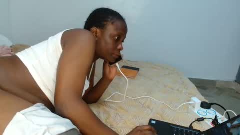 Peach online show from September 2025 06:51:01 PM