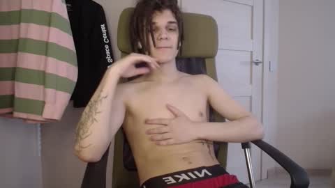 Snapshot of _peachtree_ chatting on March 2026 02:28:01 PM Willie online show from March 2026 02:28:01 PM