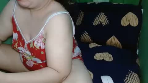 Snapshot of _pinayglamourbum_143xxx_ chatting on November 2025 09:21:01 AM Pinaylovelybum online show from November 2025 09:21:01 AM