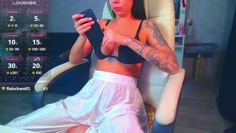 Ilona online show from May 2026 05:43:01 PM