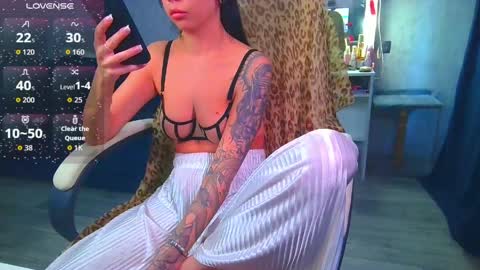 Ilona online show from May 2026 07:26:02 AM