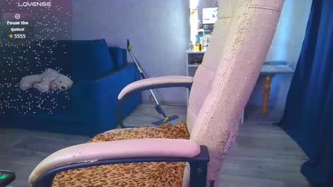 Ilona online show from May 2026 06:31:02 AM