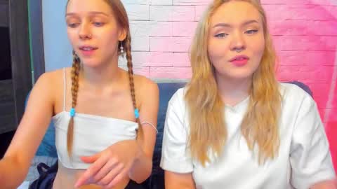 _prettybaby_ online show from December 2025 06:24:02 PM