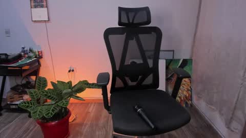 Cherr online show from January 2025 07:00:02 AM