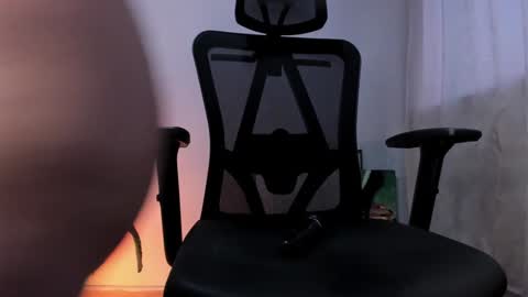 Cherr online show from January 2025 10:57:02 PM