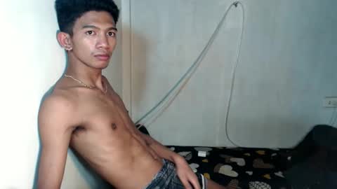 Snapshot of _rellvanxx chatting on November 2025 12:20:02 AM _rellvanxx online show from November 2025 12:20:02 AM