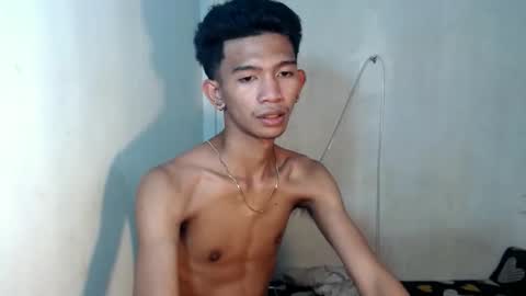 Snapshot of _rellvanxx chatting on November 2025 09:48:01 PM _rellvanxx online show from November 2025 09:48:01 PM