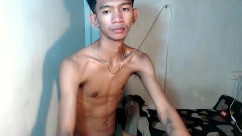 Snapshot of _rellvanxx chatting on November 2025 01:38:01 AM _rellvanxx online show from November 2025 01:38:01 AM