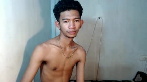 Snapshot of _rellvanxx chatting on December 2025 01:33:02 AM _rellvanxx online show from December 2025 01:33:02 AM