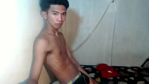 Snapshot of _rellvanxx chatting on December 2025 12:39:02 AM _rellvanxx online show from December 2025 12:39:02 AM