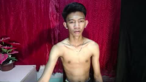 Snapshot of _rellvanxx chatting on January 2026 05:45:01 AM _rellvanxx online show from January 2026 05:45:01 AM