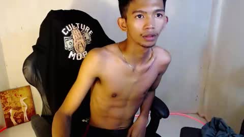 Snapshot of _rellvanxx chatting on February 2026 01:28:02 AM _rellvanxx online show from February 2026 01:28:02 AM