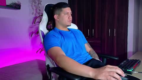 Roberto online show from October 2025 10:24:01 AM