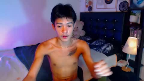 _robinmartinxx online show from March 2025 12:33:02 PM