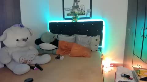 _rosi_berlin_ online show from December 2024 04:07:02 AM