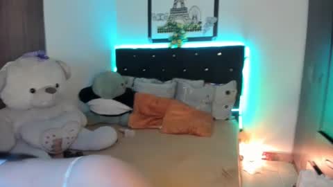 _rosi_berlin_ online show from December 2024 03:29:02 AM