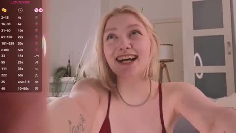 Eve online show from October 2025 04:06:02 PM