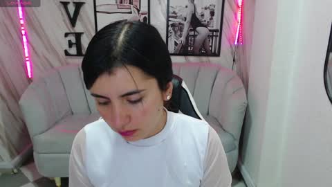 Samantha online show from January 2025 12:45:02 PM