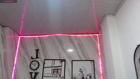 Samantha online show from January 2025 12:42:01 PM