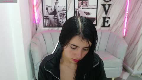 Samantha online show from February 2025 12:37:01 PM