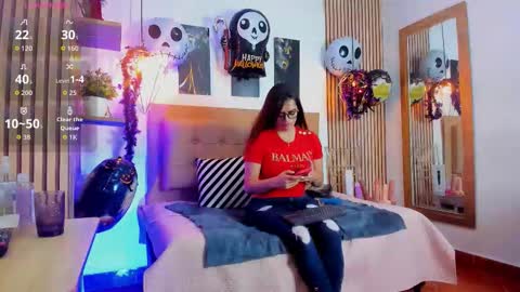 Snapshot of _samanthaa_foxx chatting on October 2025 10:48:01 AM SAMANTHA FOX online show from October 2025 10:48:01 AM