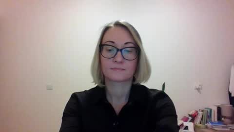 _sandyqueen__ online show from December 2025 06:26:01 PM