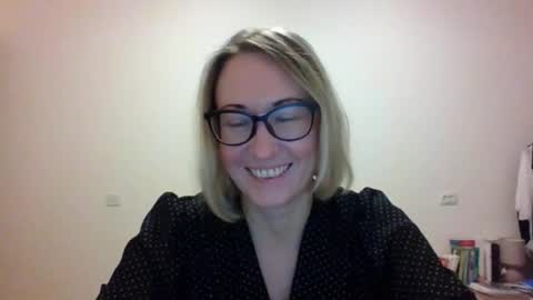 _sandyqueen__ online show from December 2025 04:58:02 PM