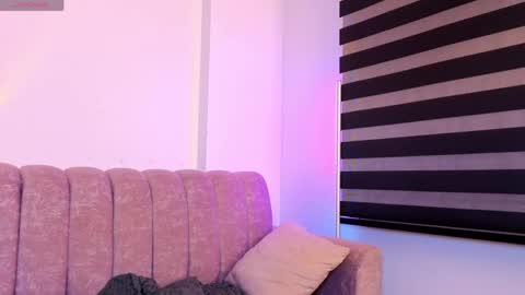 Scarlett online show from April 2026 07:02:01 AM