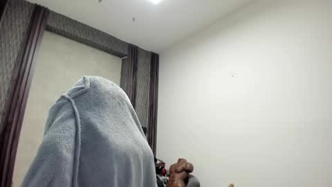 Selene online show from March 2026 12:38:01 AM